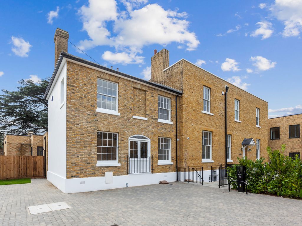 2 bed cottage for sale in Carmelite Place, East Finchley, Hampstead
