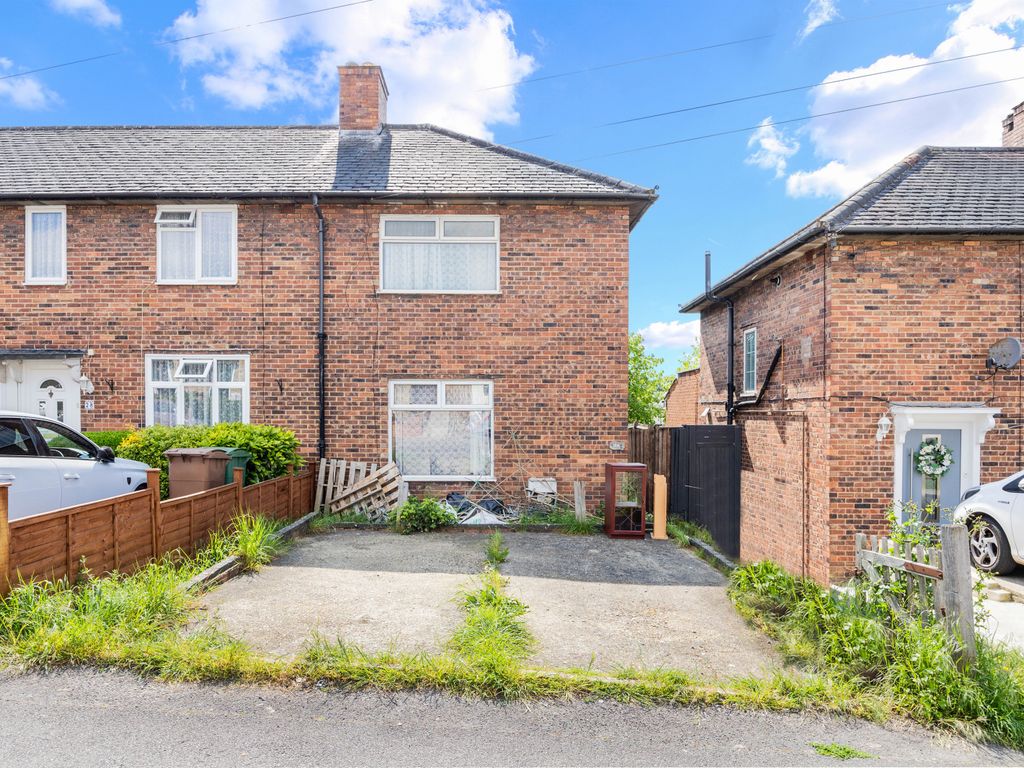 2 bed end terrace house for sale in Halesowen Road, Morden SM4, £