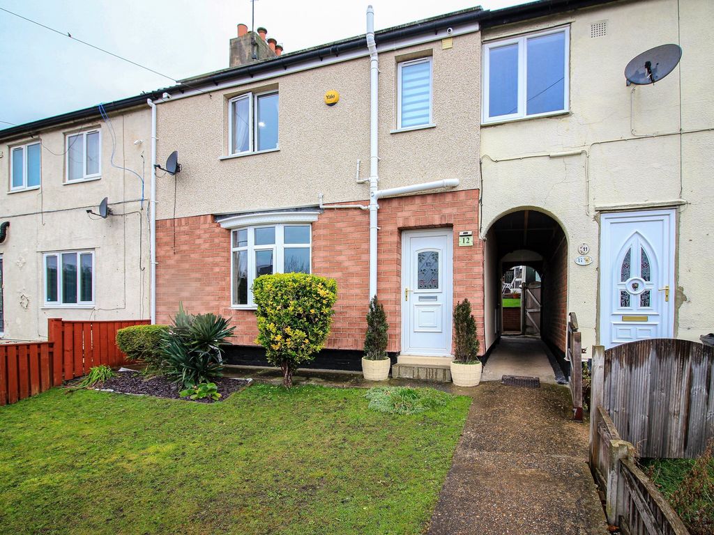 3 bed terraced house to rent in Doncaster Road, Askern, Doncaster DN6