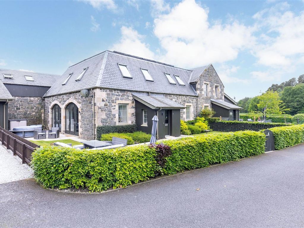 4 bed property for sale in The Carthouse, 4 Wallhouse Farm Steading