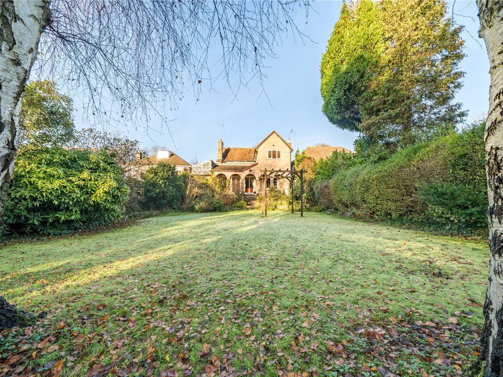 4 bed detached house for sale in Thorpe Road, Peterborough