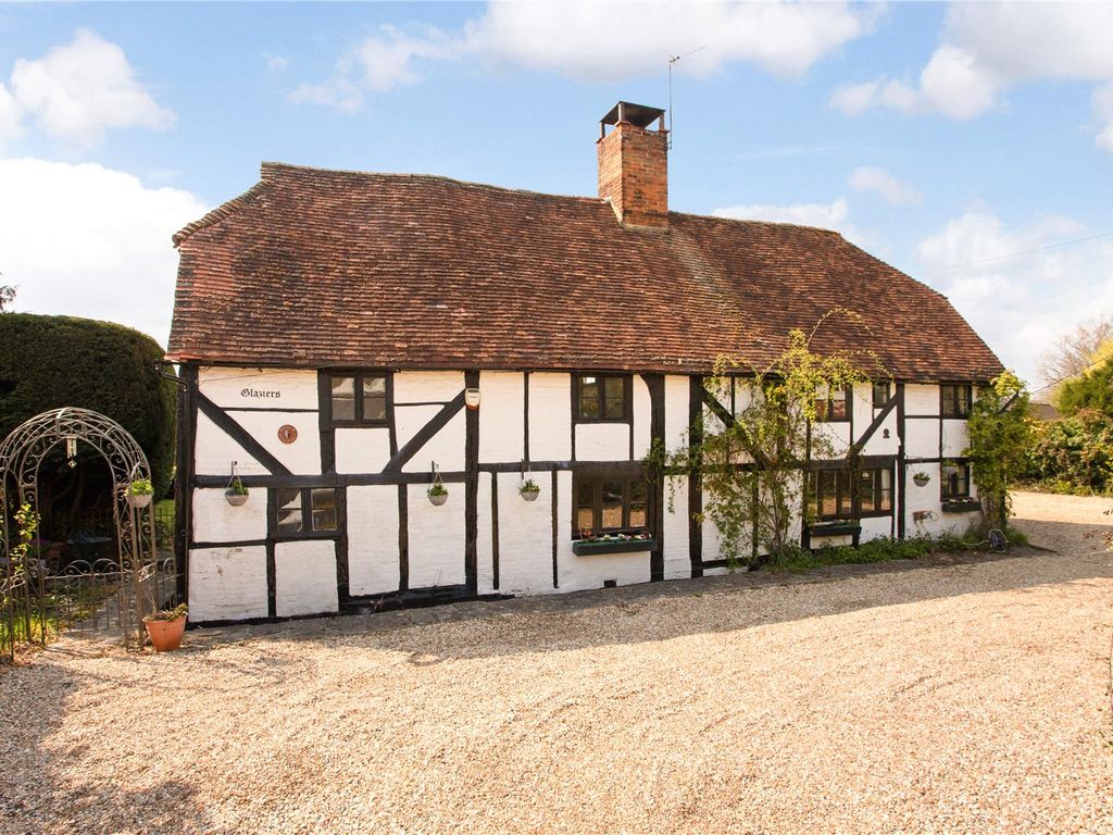 4 bed property for sale in Glaziers Lane, Normandy, Guildford, Surrey