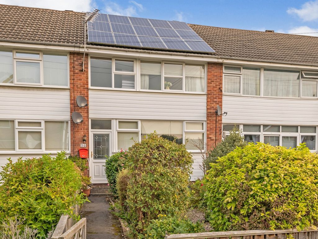 3 bed terraced house for sale in Westfield, Stanningley, Pudsey LS28