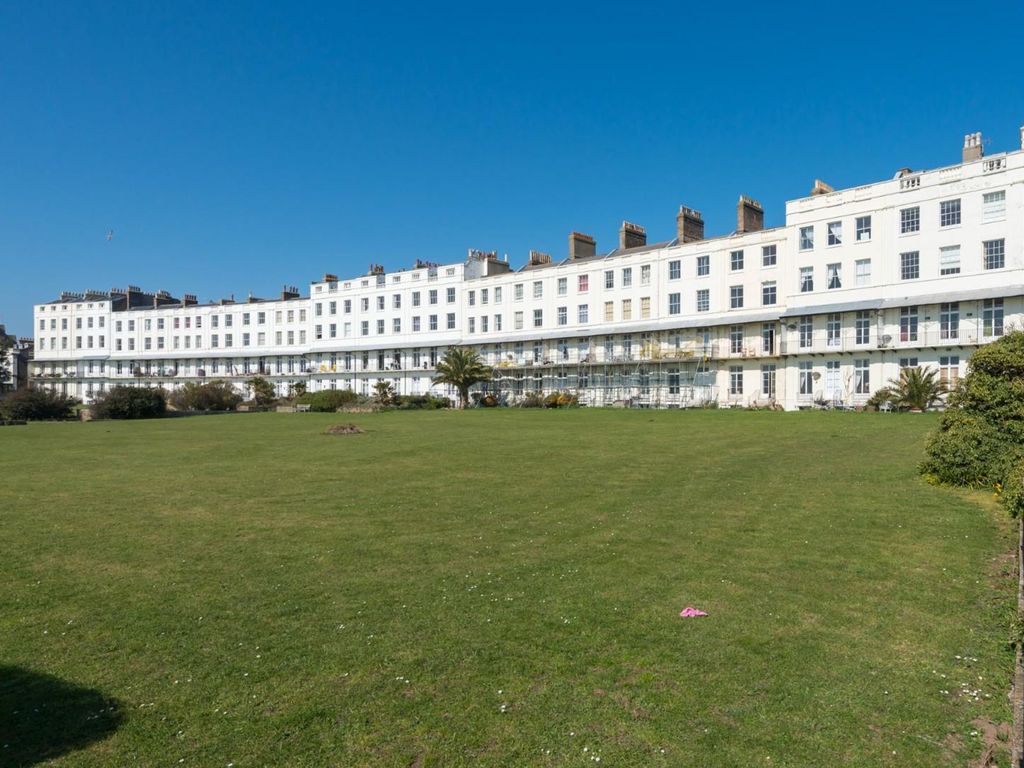 1 bed flat to rent in St. Augustines Road, Ramsgate CT11, £750 pcm Zoopla