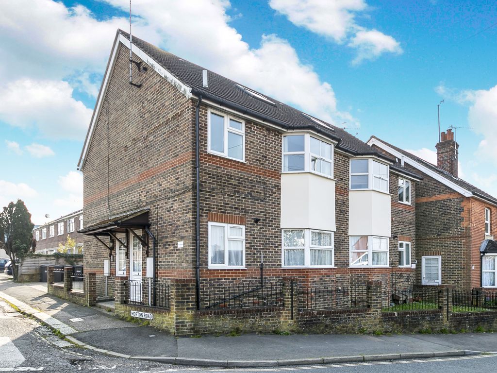 1 bed flat to rent in Dunnings Road, East Grinstead RH19 Zoopla