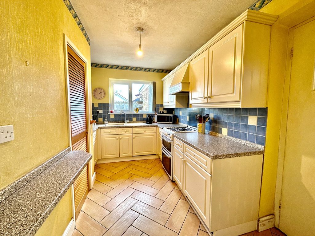 2 bed bungalow for sale in Clovelly Road, Glenfield, Leicester LE3 Zoopla