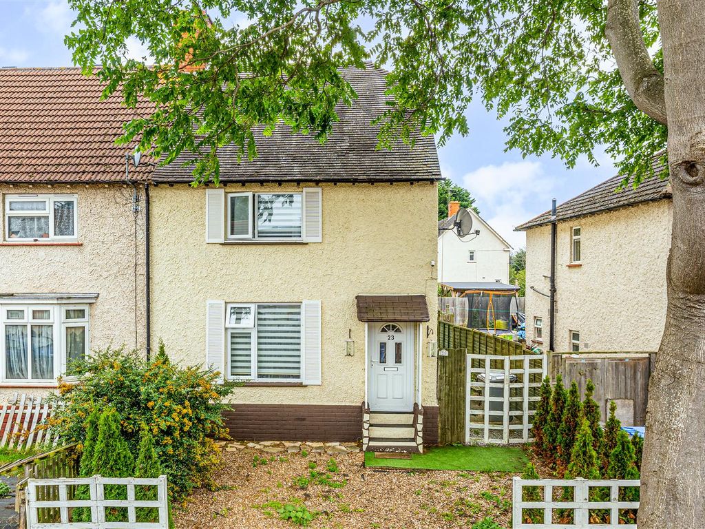 2 bed end terrace house for sale in Pine Road, Kettering NN15, £180,000