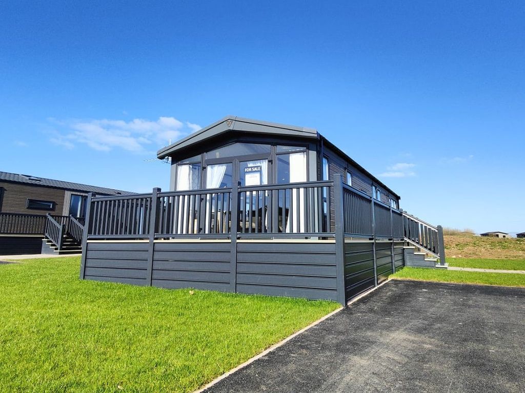 2 bed lodge for sale in Amotherby Lane, Amotherby, Malton YO17, £99,995