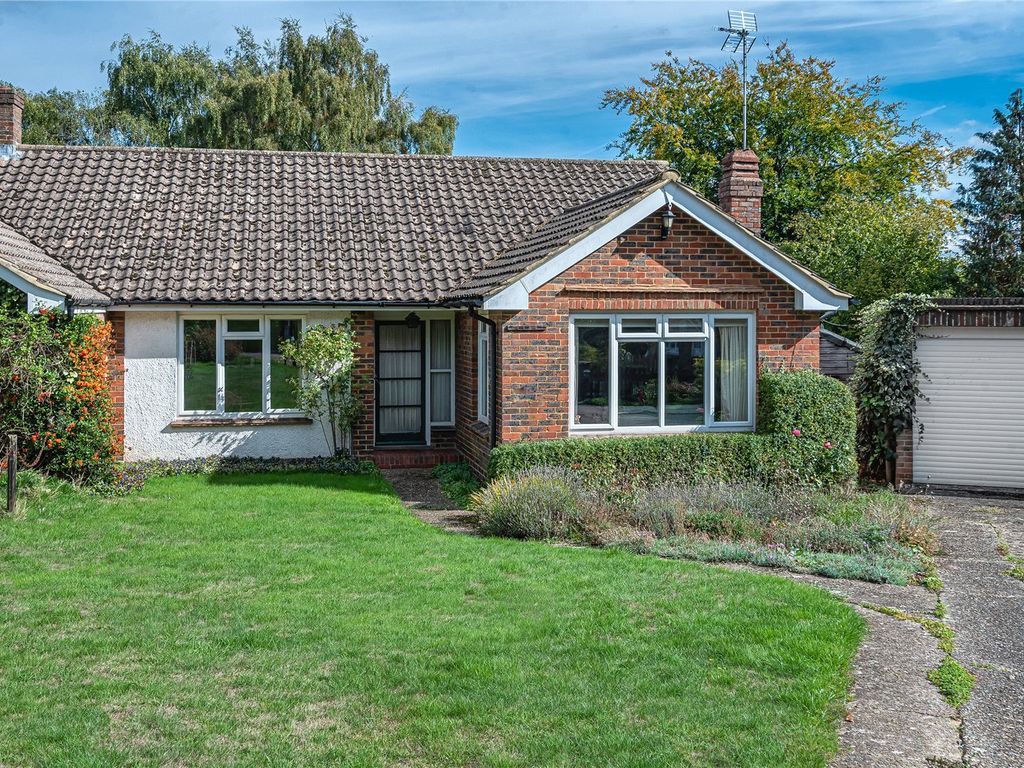 2 bed bungalow for sale in Fen Pond Road, Ightham, Sevenoaks, Kent TN15