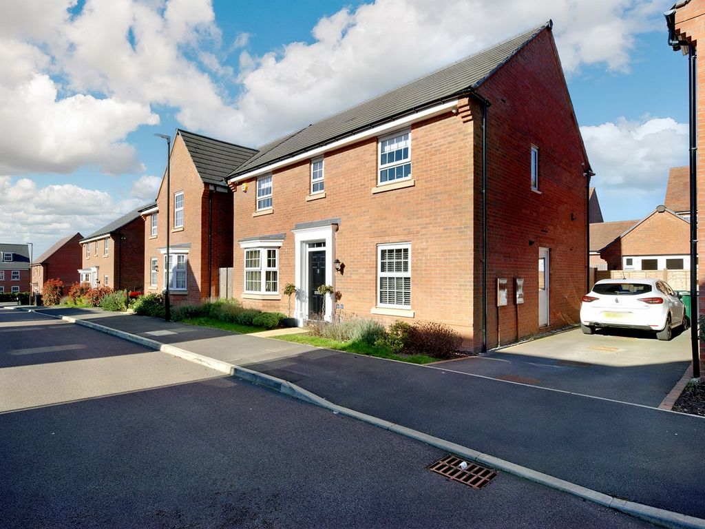 4 bed detached house for sale in Barbon Drive, Mickleover, Derby DE3 Zoopla