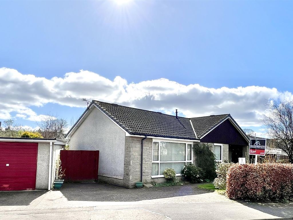 4 bed detached bungalow for sale in Loch Road, Saline, Dunfermline KY12