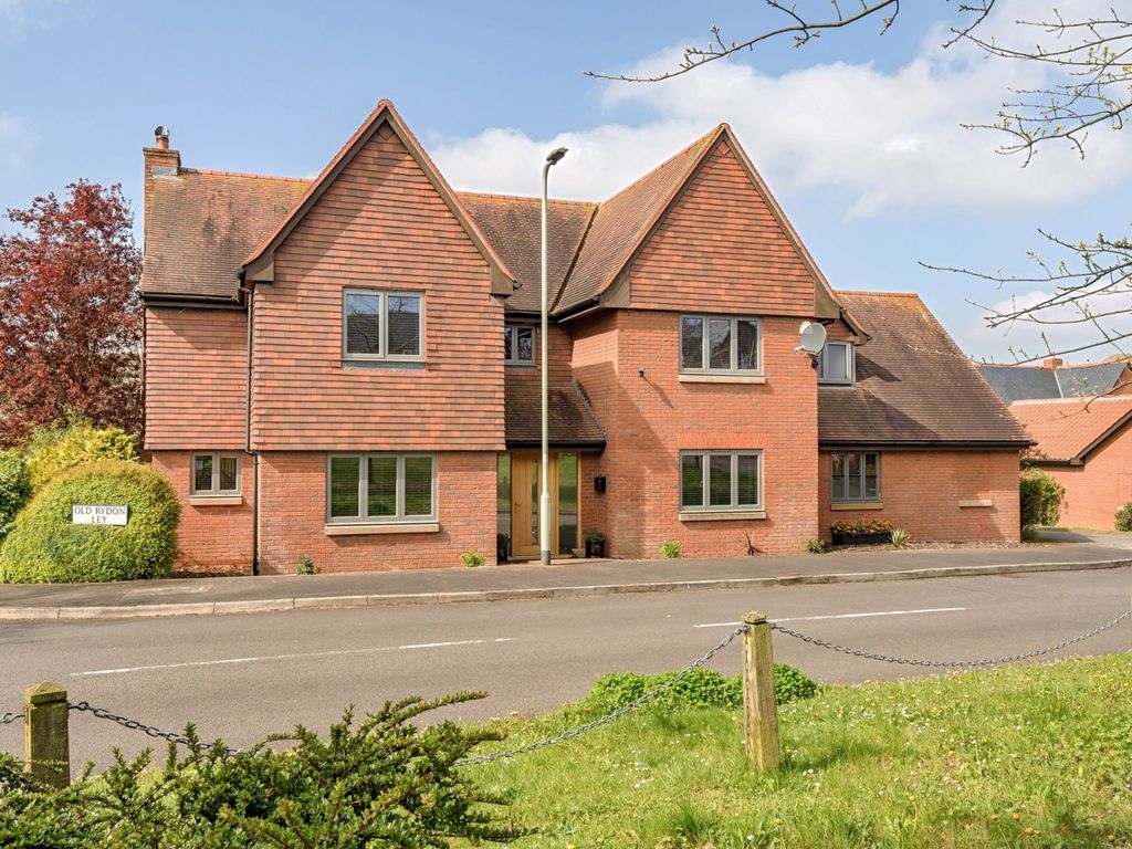 5 bed detached house for sale in Old Rydon Ley, Exeter EX2 Zoopla