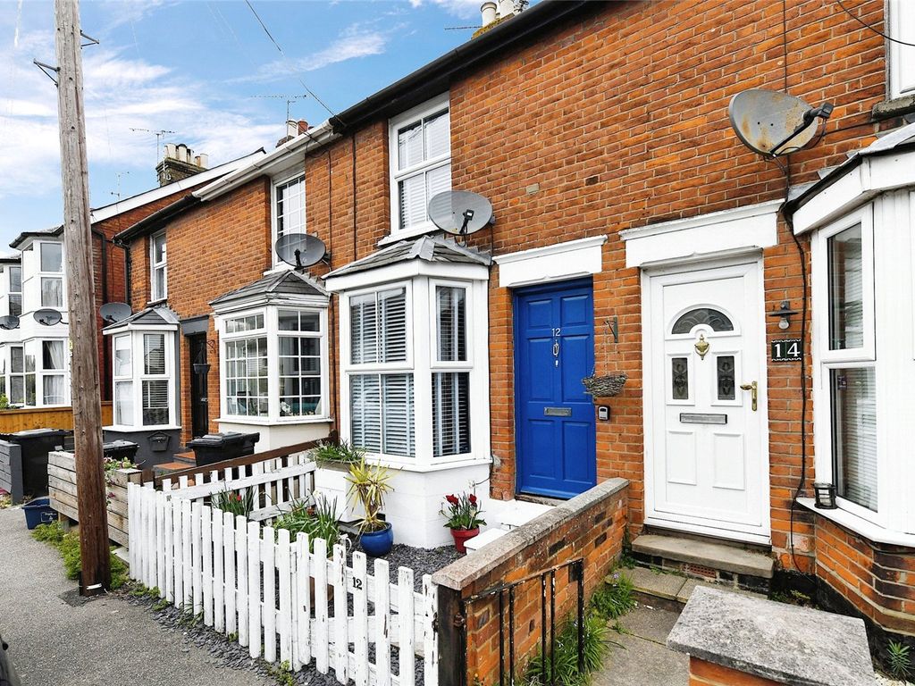 2 bed detached house for sale in Queens Road, BurnhamOnCrouch CM0