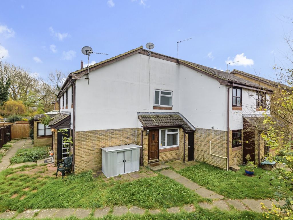 1 bed end terrace house for sale in Alice Thompson Close, London SE12