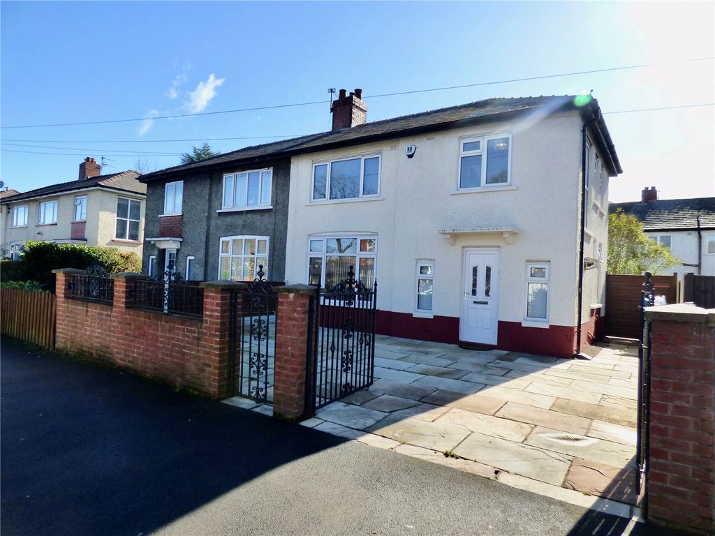 3 bed semidetached house for sale in Ribbleton Avenue, Preston