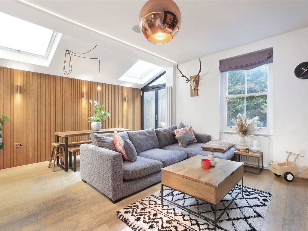 2 bed flat for sale in Venn Street, Clapham, London SW4 Zoopla