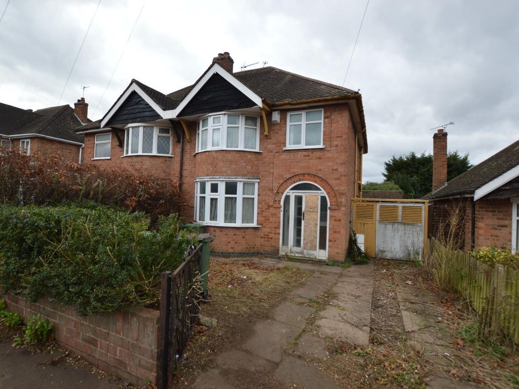 3 bed semidetached house for sale in Carlton Drive, Wigston LE18, £