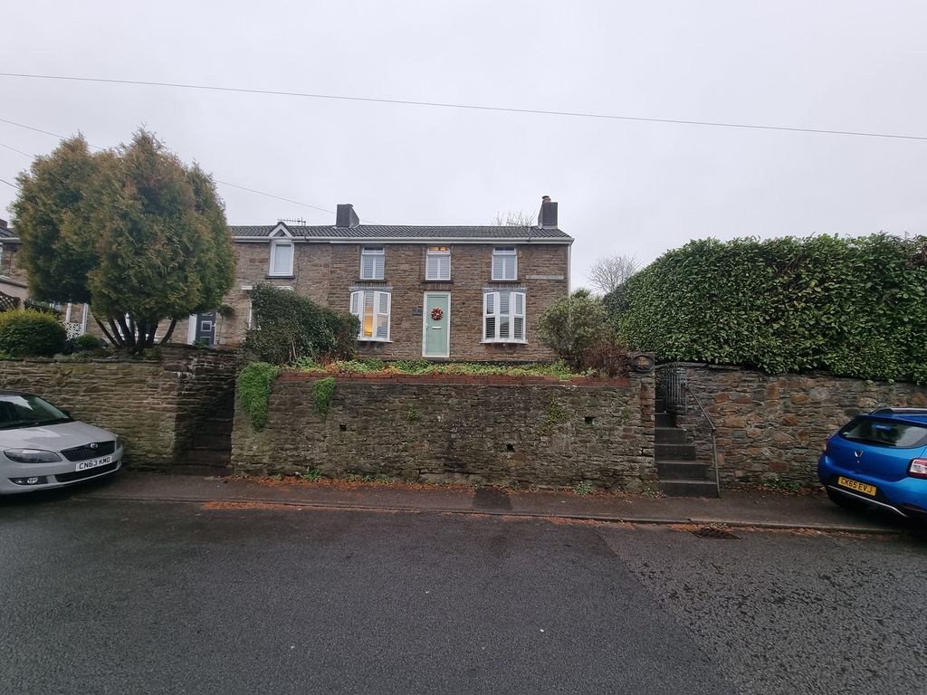 3 bed semidetached house for sale in Ebenezer Terrace, Blackmill