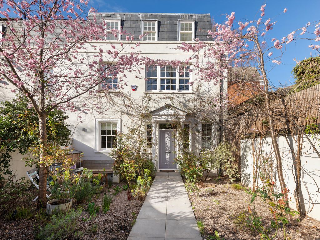 6 bed detached house for sale in Elm Tree Road, London NW8, £10,950,000