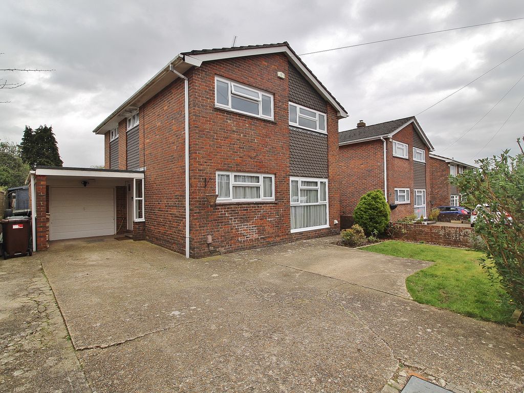 4 bed cottage for sale in Mill Close, Denmead, Waterlooville PO7, £