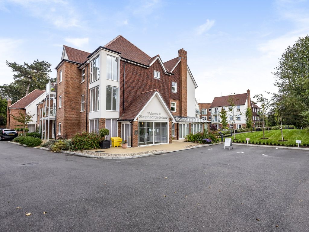 1 bed property for sale in Manor Park Road, Chislehurst, Kent BR7 Zoopla