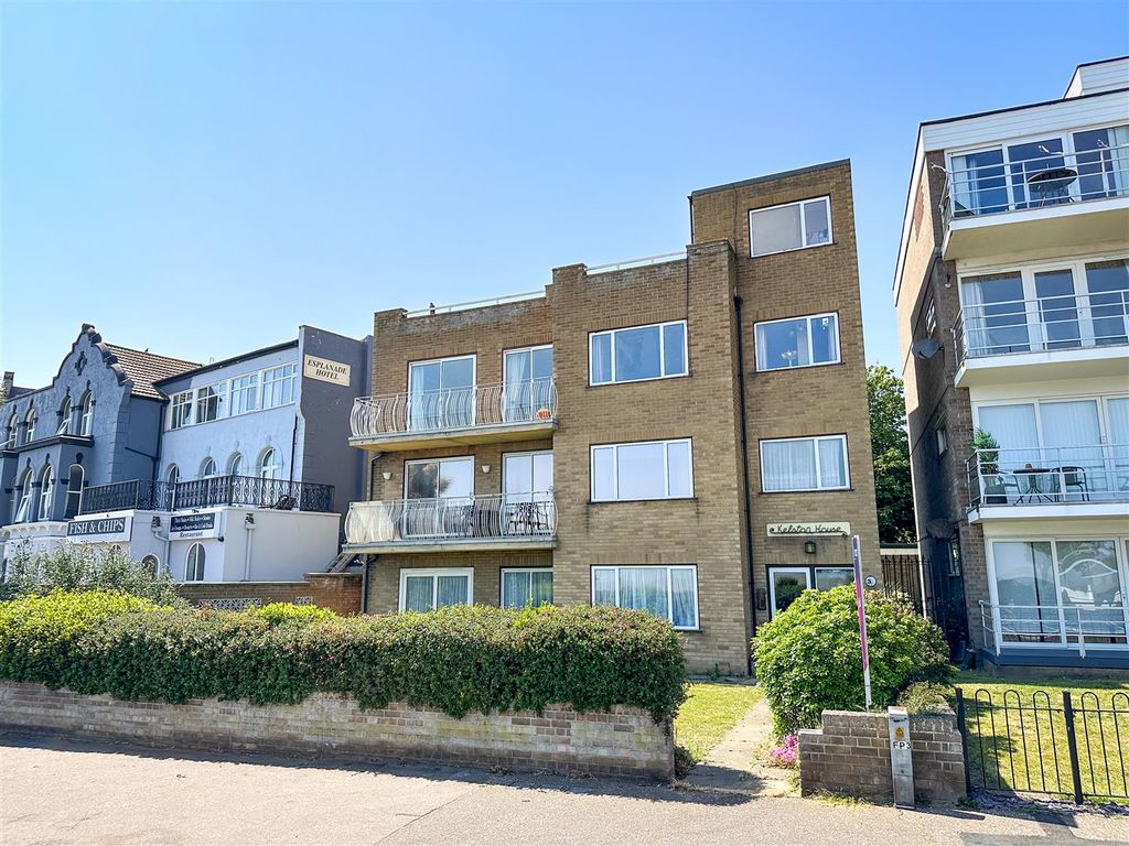 3 bed flat for sale in Kelston House, Marine Parade East, ClactonOn
