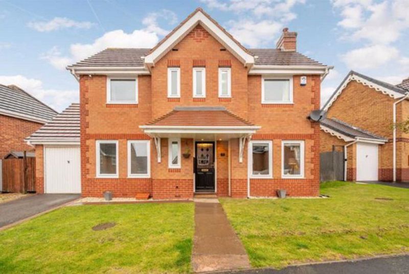 3 bed detached house for sale in Breamore Crescent, Earls Keep, Dudley