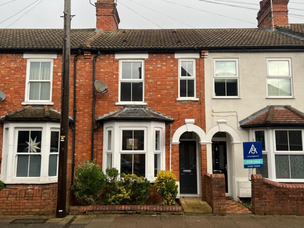 3 bed terraced house for sale in Kings Road, Aylesbury HP21, Zoopla