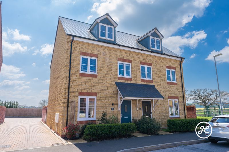 3 bed semidetached house for sale in Campion Way, Wilstock Village