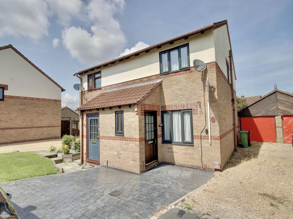 2 bed semidetached house for sale in Marston Lane, Portsmouth PO3, £