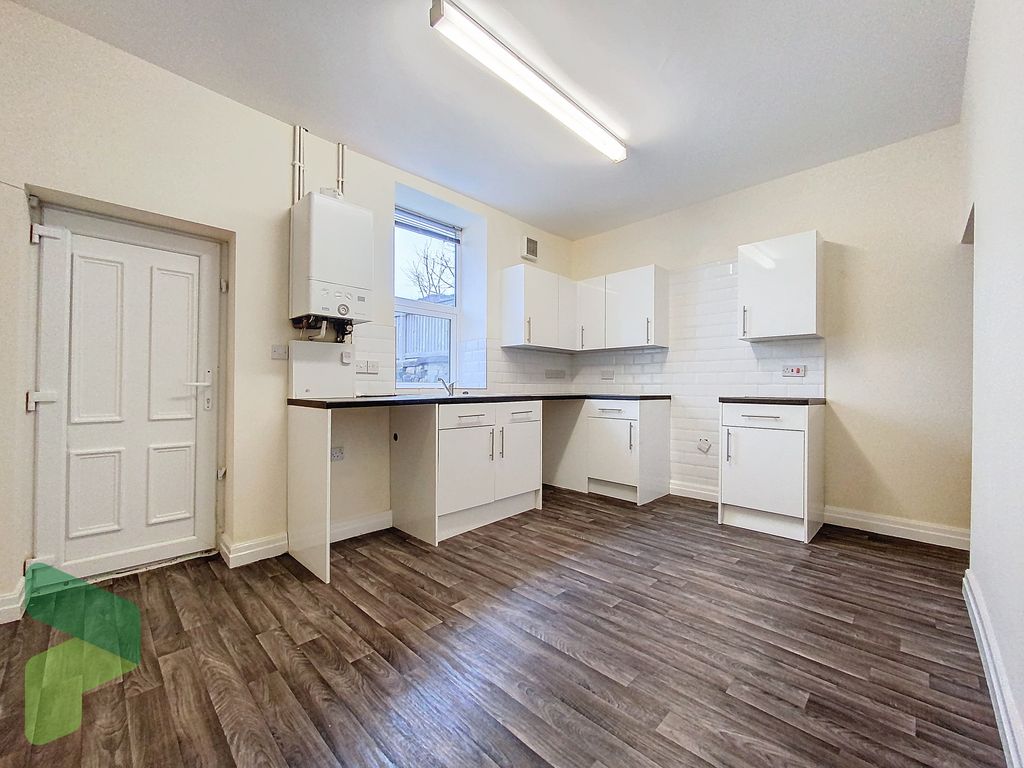 3 bed terraced house to rent in Derwent Street, Darwen BB3, £650 pcm Zoopla