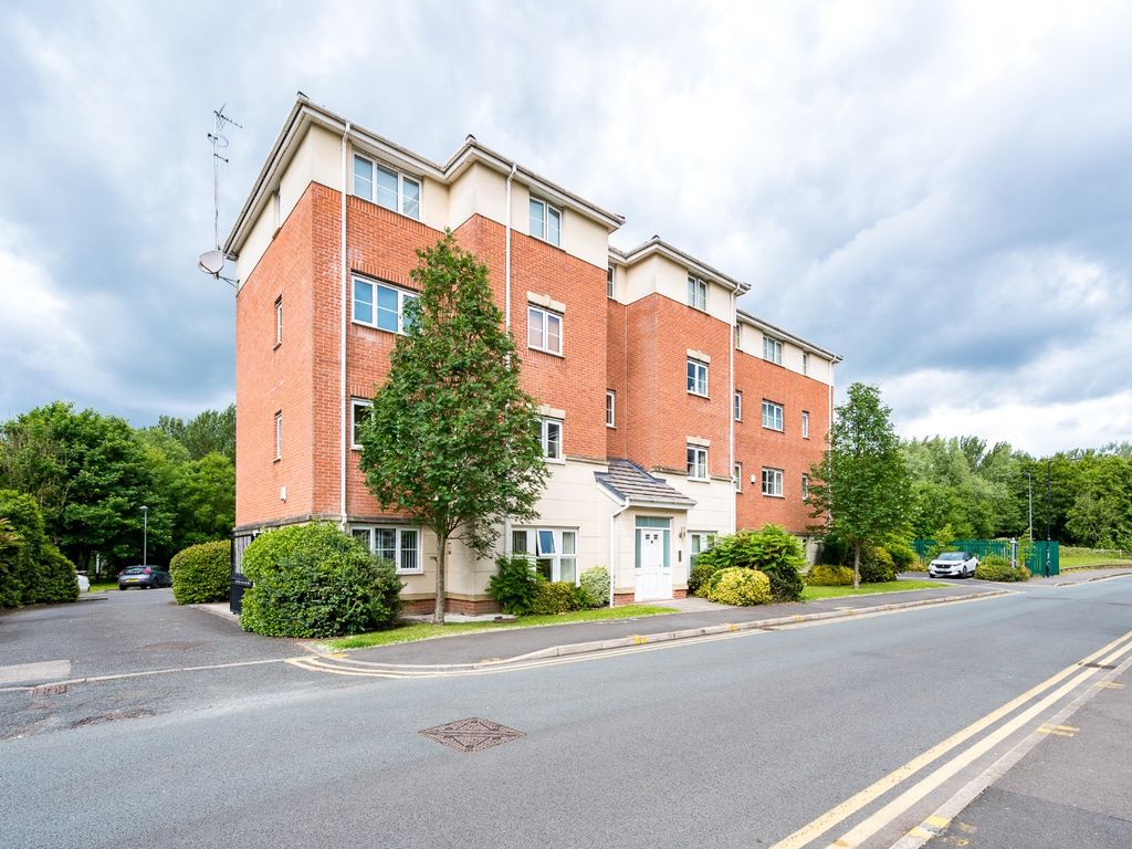 3 bed flat for sale in Ledgard Avenue, Leigh, Lancashire WN7 Zoopla