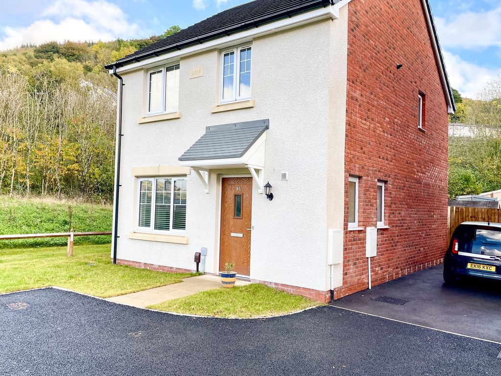 3 bed detached house for sale in Kingfisher Crescent, Merthyr Vale, Merthyr Tydfil CF48 Zoopla