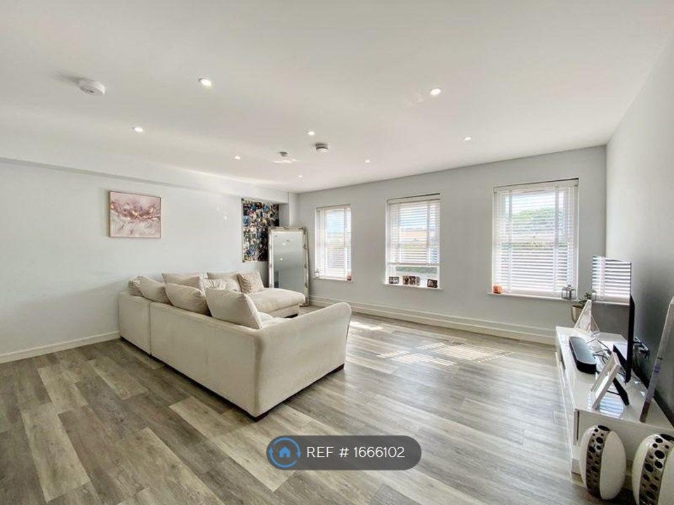 2 bed flat to rent in Wilmington Place, Dartford DA1 Zoopla