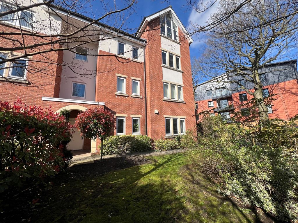 2 bed flat for sale in Barton Road, Eccles M30, £150,000 Zoopla
