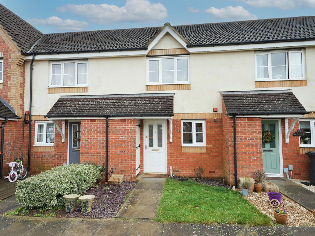 2 bed property to rent in Nettleton Close, Leighton Buzzard LU7, £1,250