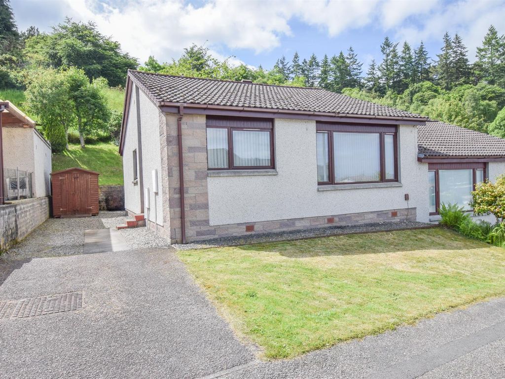 2 bed semidetached bungalow for sale in Balnafettack Crescent