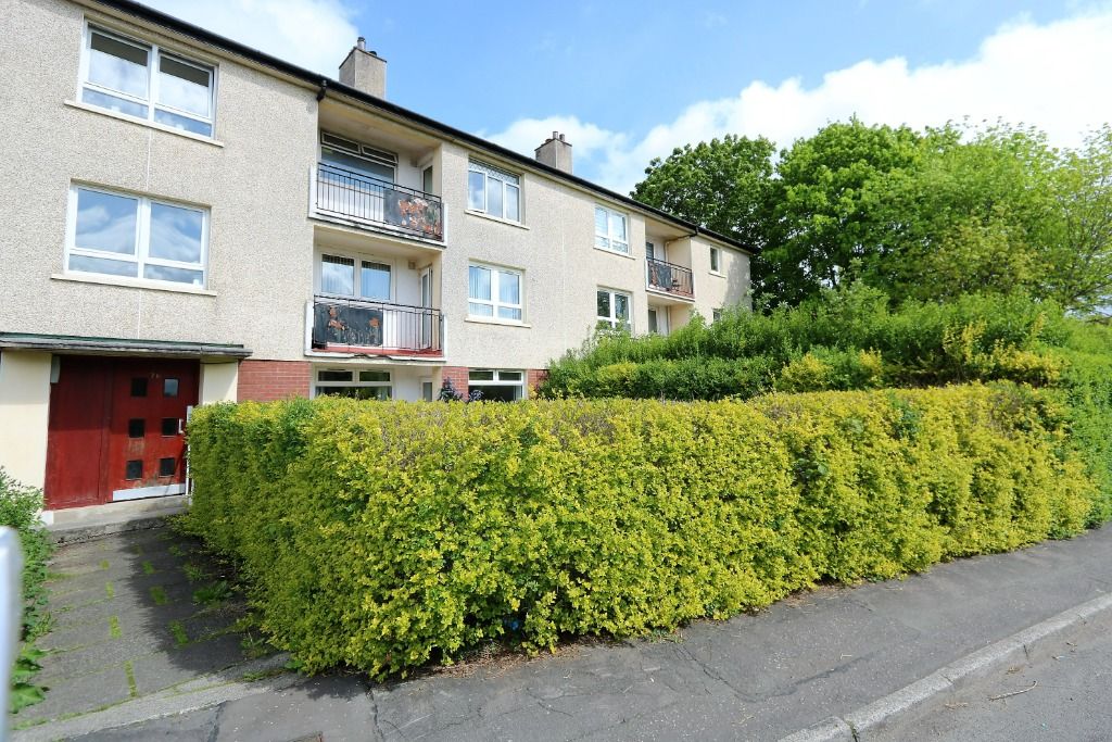 2 bed flat to rent in Hillend Road, Glasgow G22, £750 pcm Zoopla
