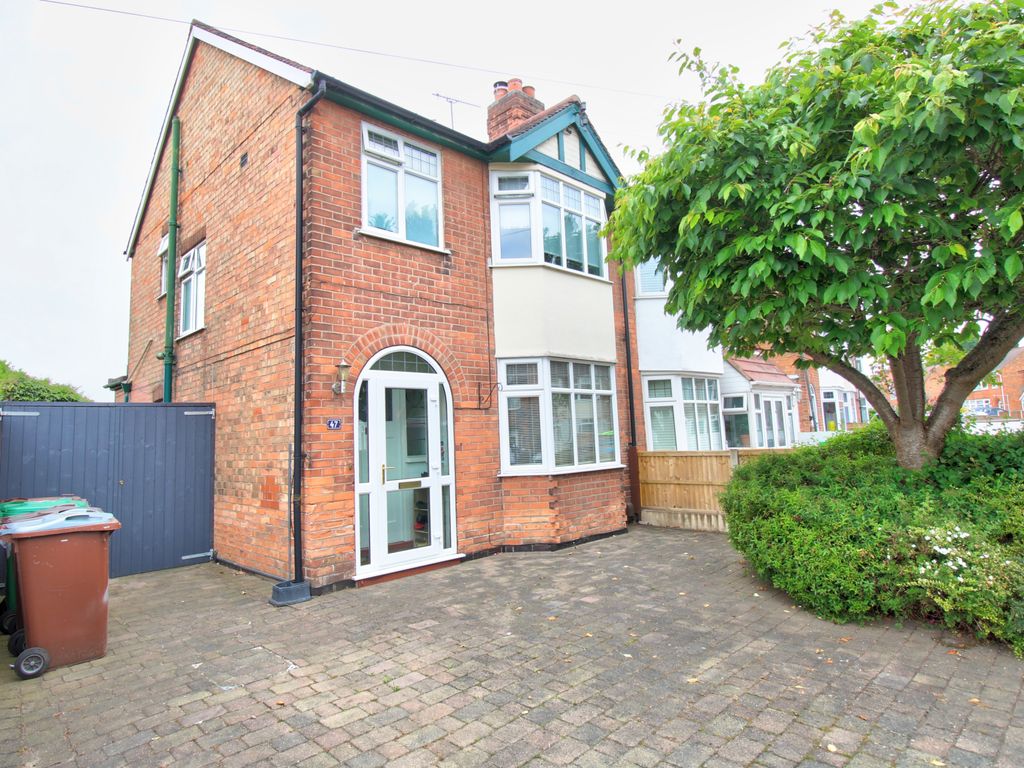 3 bed semidetached house for sale in Charlbury Road, Wollaton