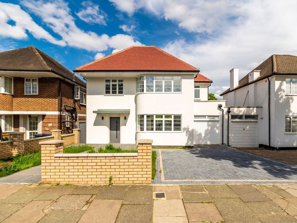 5 bed detached house for sale in Corringway, Ealing W5 Zoopla