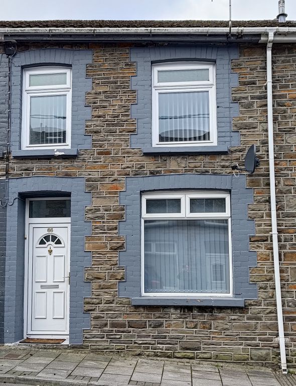 3 bed terraced house to rent in Brook Street, Aberdare CF44, £700 pcm