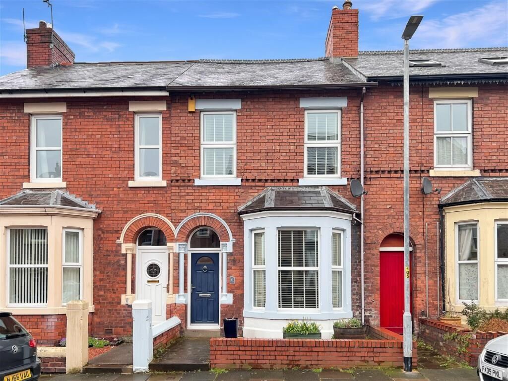 3 bed town house for sale in Thornton Road, Stanwix, Carlisle CA3, £