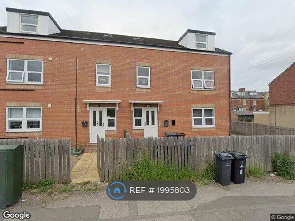 2 bed flat to rent in Church Street, Jump, Barnsley S74, £695 pcm Zoopla