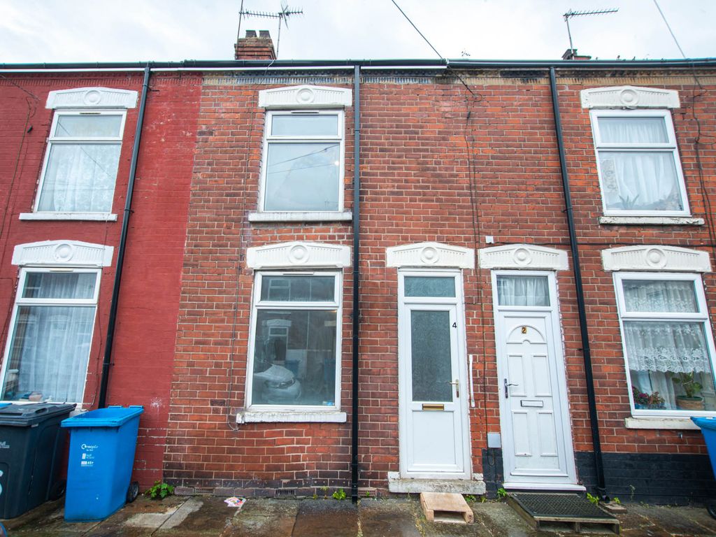 2 bed terraced house to rent in Farringdon Street, Hull HU5, £650 pcm
