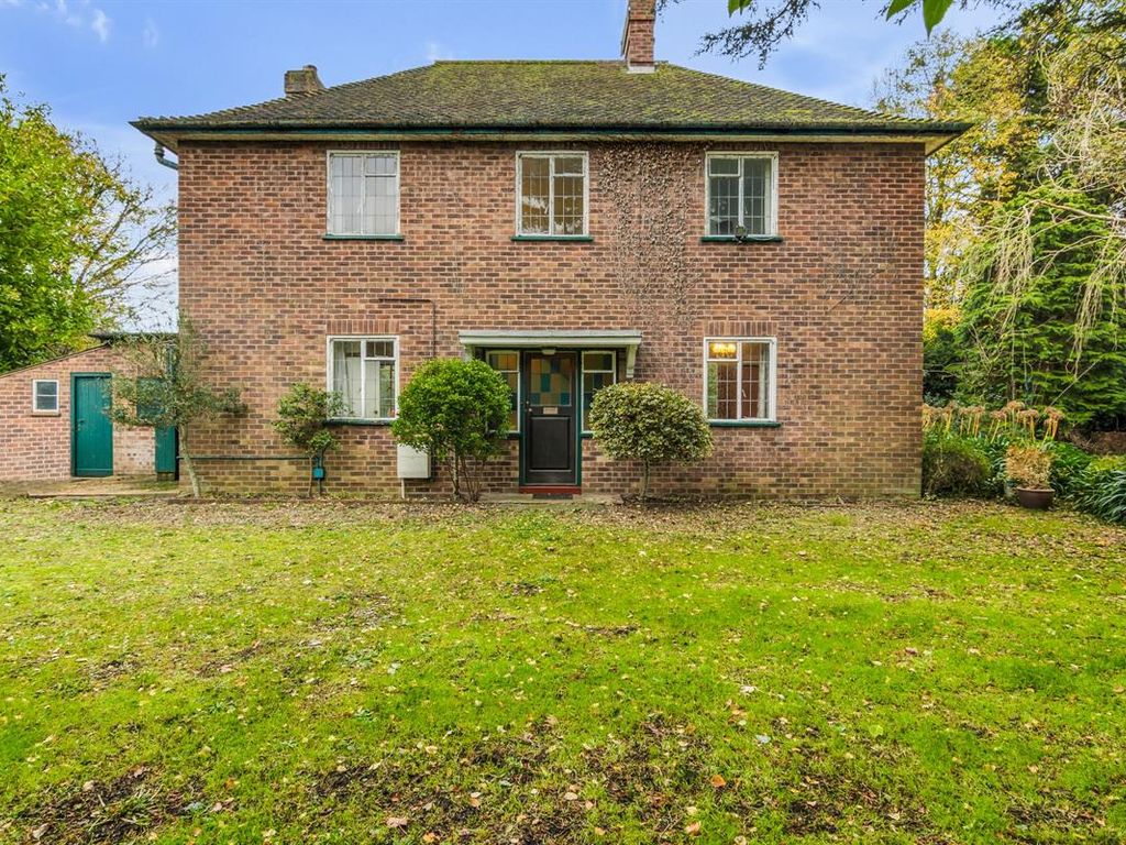 3 bed detached house for sale in Heath House, Bridewell Lane, Acle