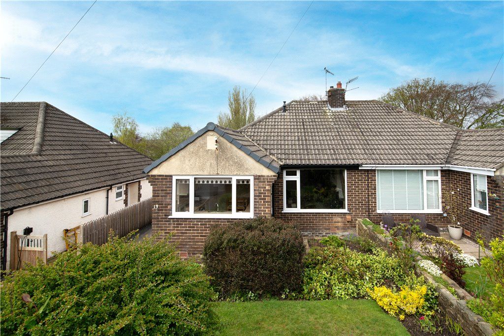 3 bed semidetached house for sale in Spring Park Road, Wilsden, West