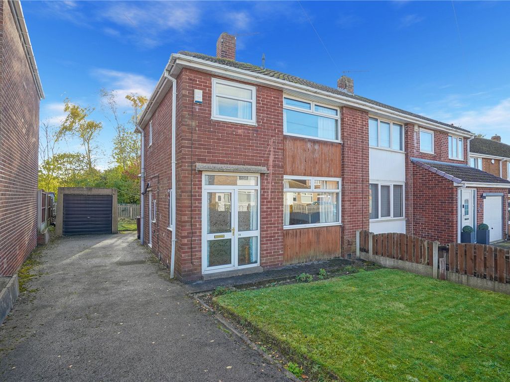 2 bed semidetached house for sale in Spruce Avenue, Wickersley, Rotherham, South Yorkshire S66
