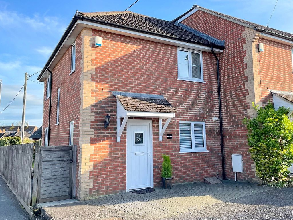 3 bed semidetached house for sale in Gillingham, Dorset SP8 Zoopla