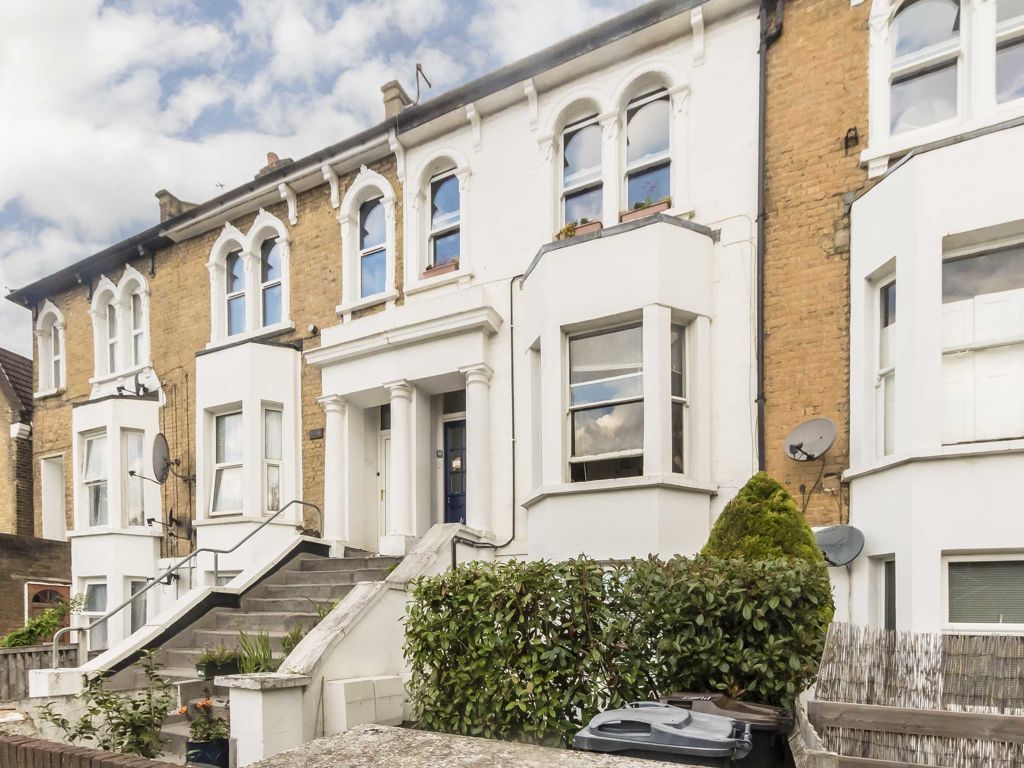 1 bed flat to rent in Mosslea Road, London SE20, £1,500 pcm Zoopla