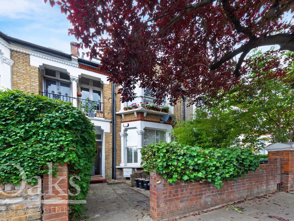 2 bed flat for sale in Romola Road, London SE24, £525,000 Zoopla